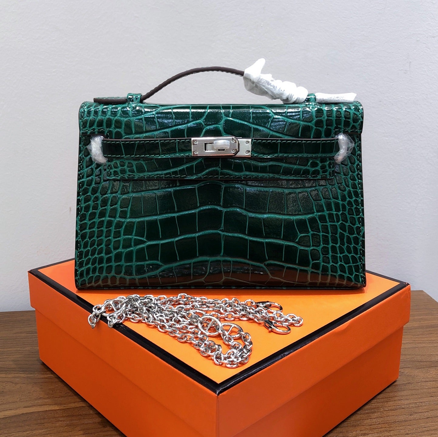 Kelly Pochette Vert Emeraude Shiny Niloticus Crocodile Leather Palladium Hardware Women Clutch Bag