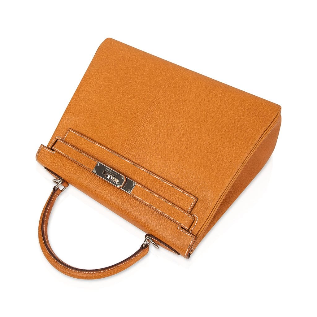 👜Kelly 28 Bag Gold Peau Porc Leather with Palladium Hardware