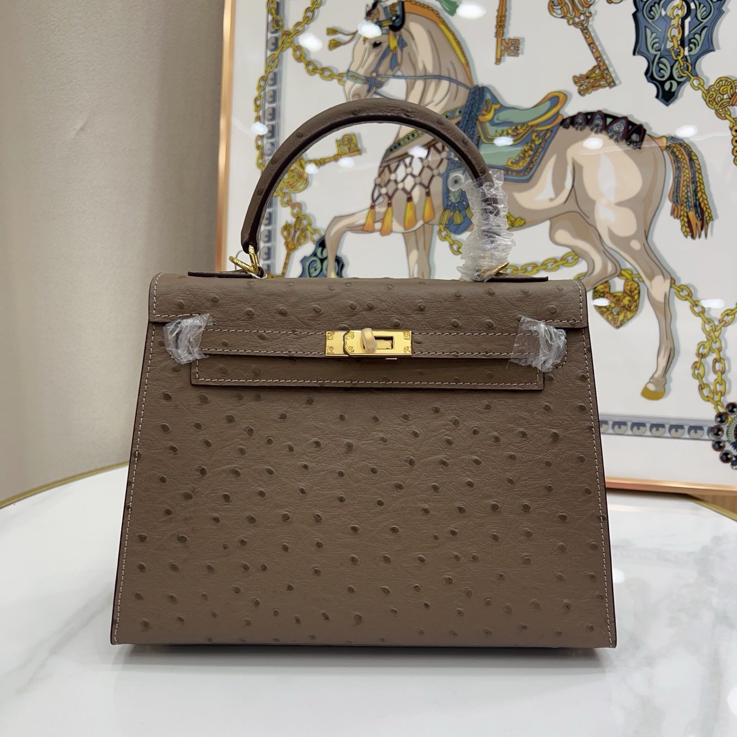 Hermès Kelly Sellier 25 Ostrich Etoupe Gold Hardware