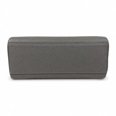 🆕 In stock Kelly Messenger messenger bag for men and women, pewter gray gold buckle, imported leather, all-steel hand-waxed thread, the highest cost performance on the Internet. The classic combinatio