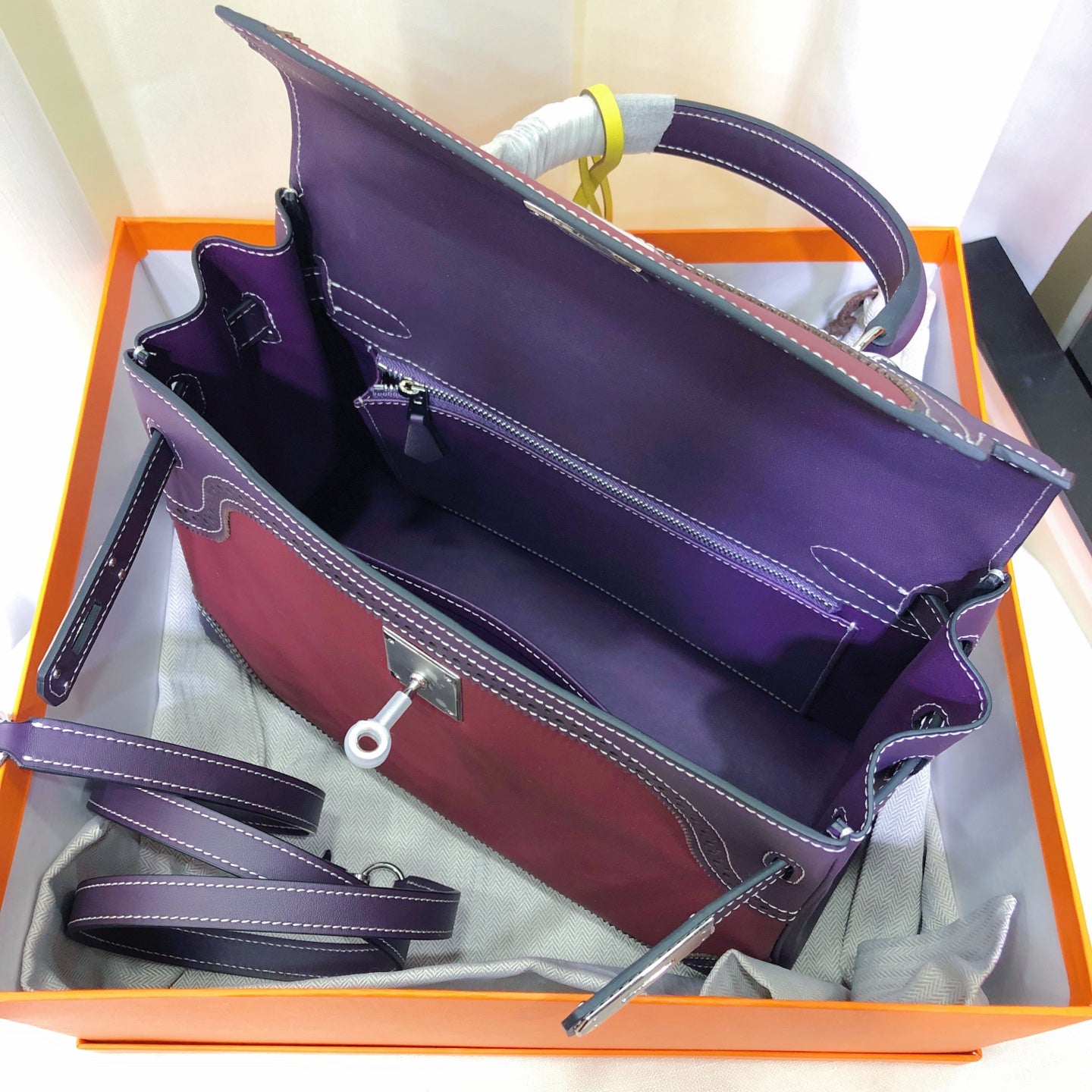 Kelly Sellier Ghillies 28cm Bordeaux & Marron Foncé Barenia Leather Palladium Hardware Women Handbag