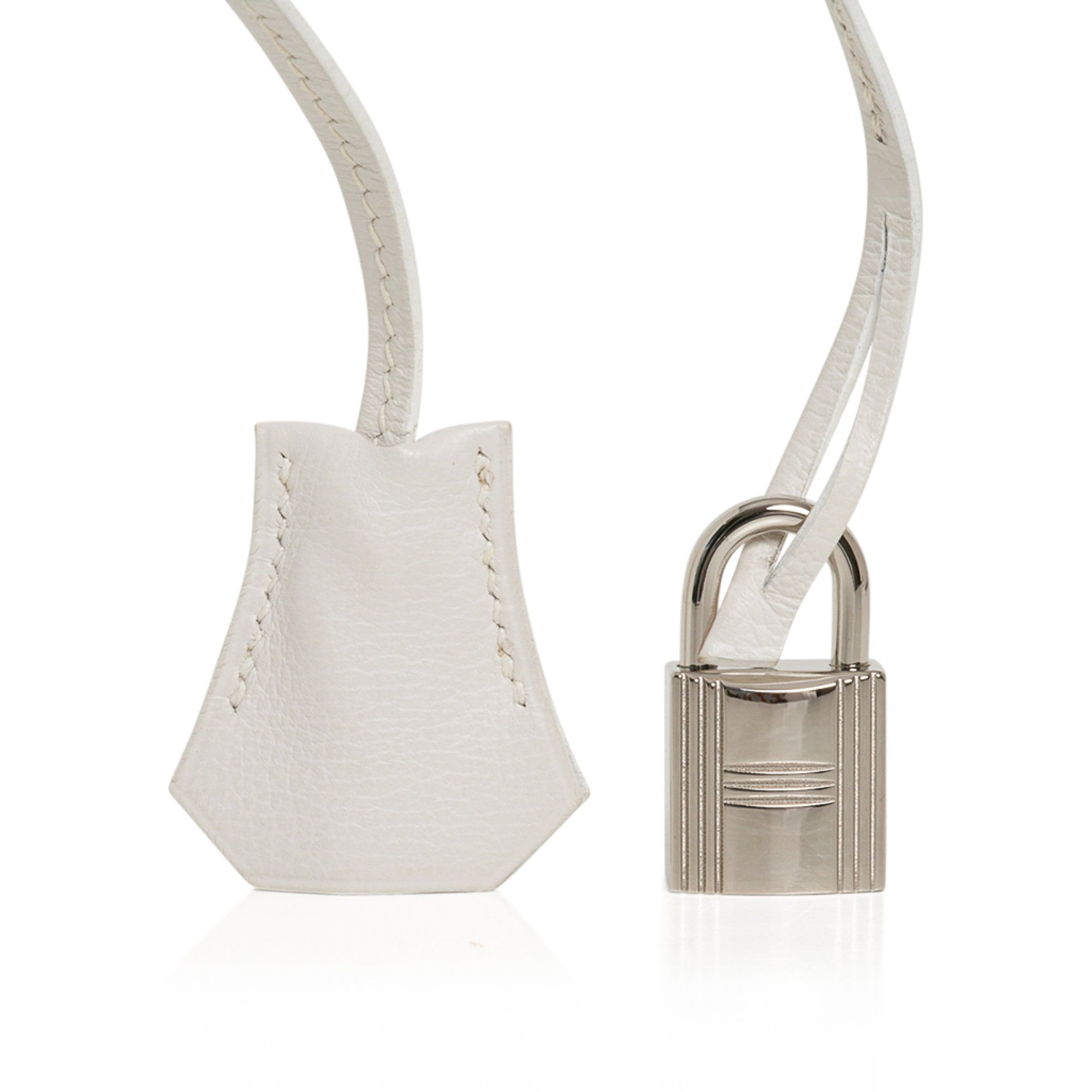 👜Kelly Ado 28 Bag White Evergrain Palladium Hardware