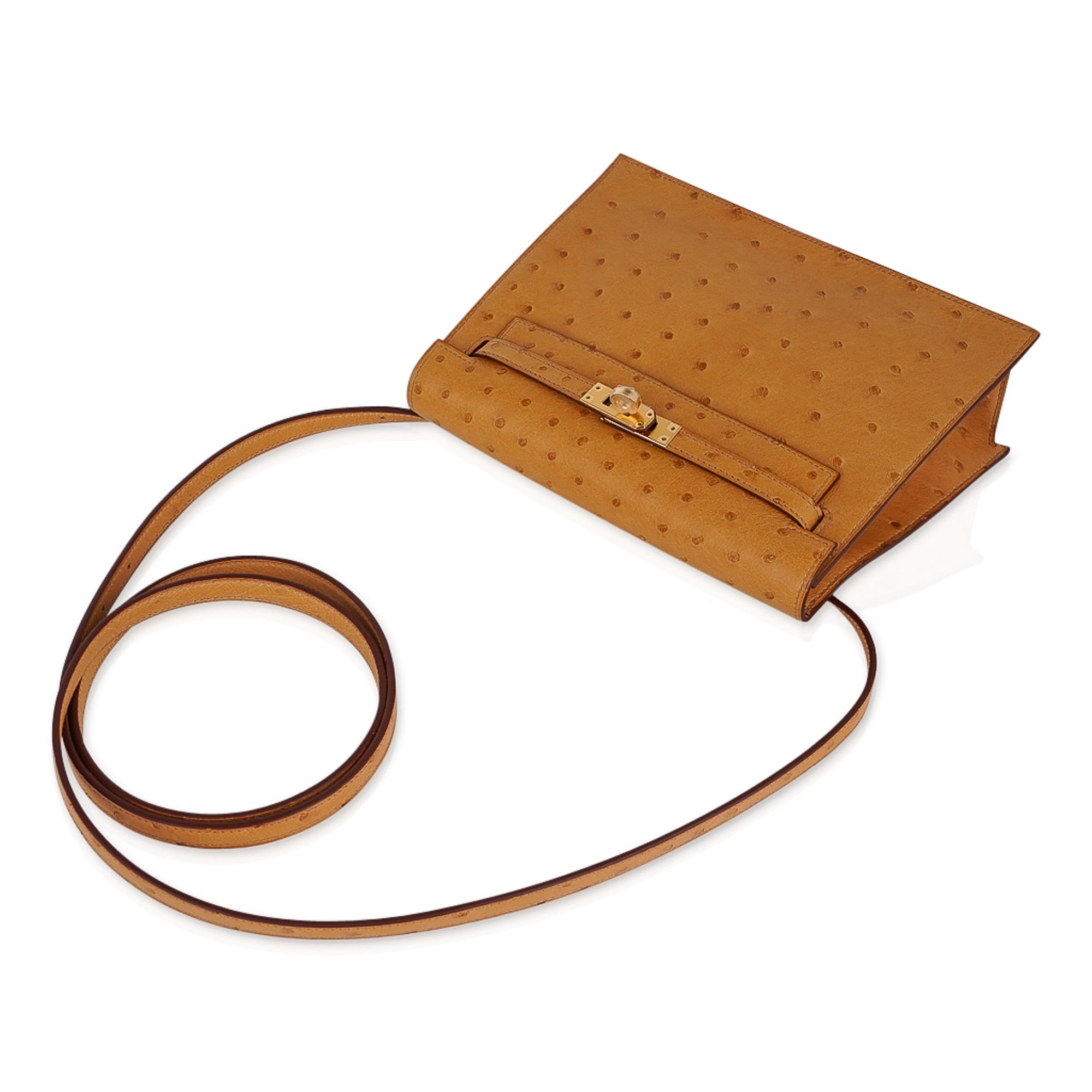 👜Kelly Danse Bag Tabac Camel Ostrich with Gold Hardware