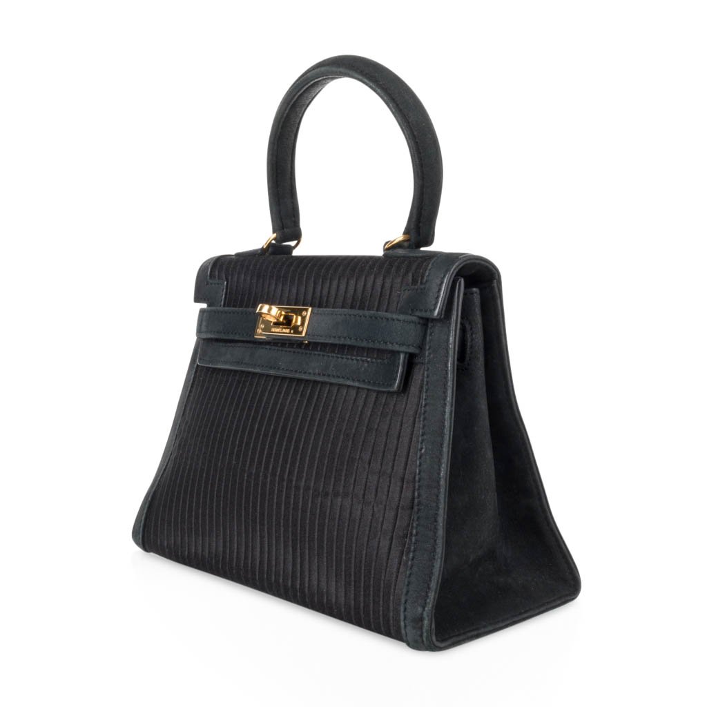 👜Kelly 20 Mini Vintage Bag Black Pleated Silk Suede Trim Gold Hardware