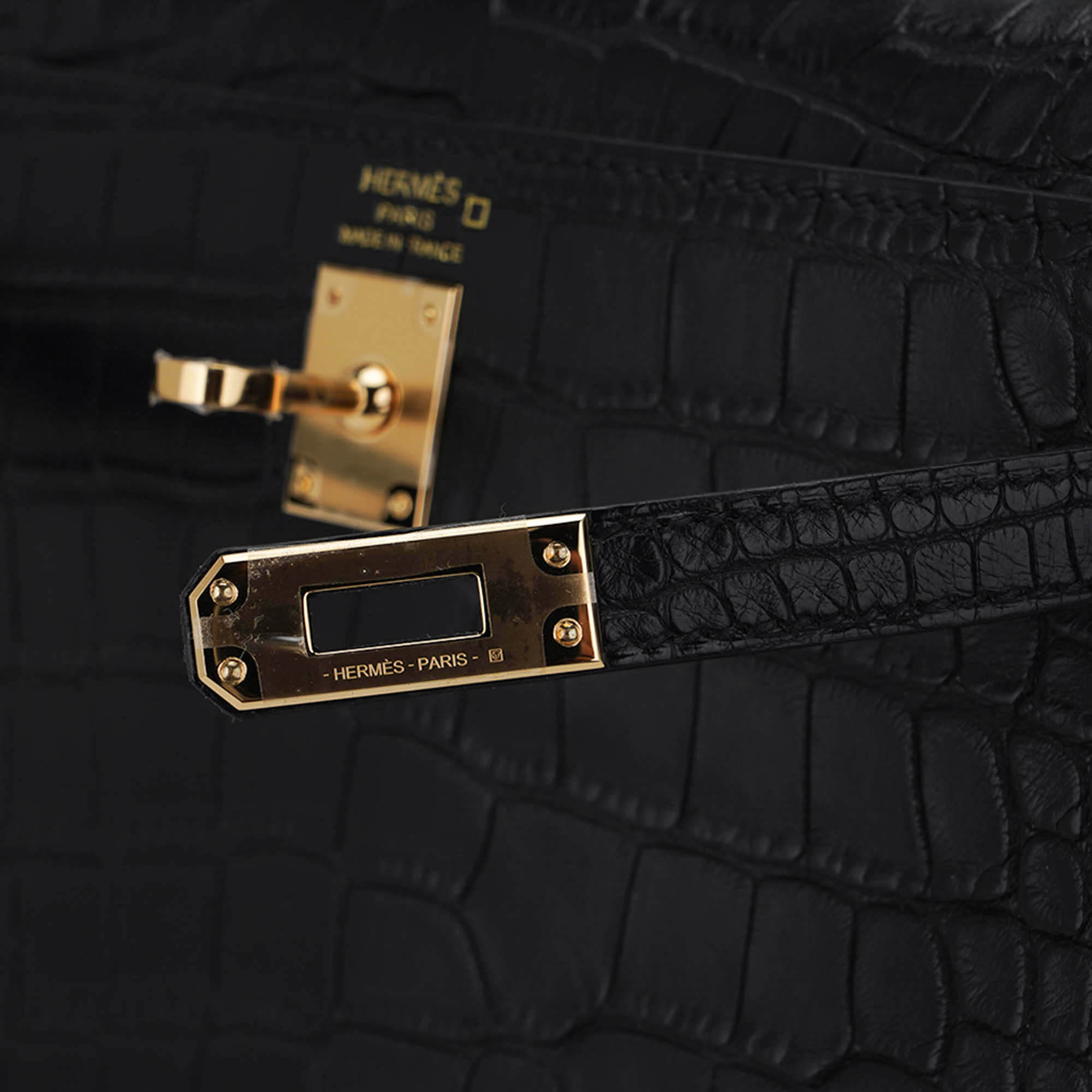 👜Kelly 25 Retourne Bag Black Matte Alligator with Gold Hardware