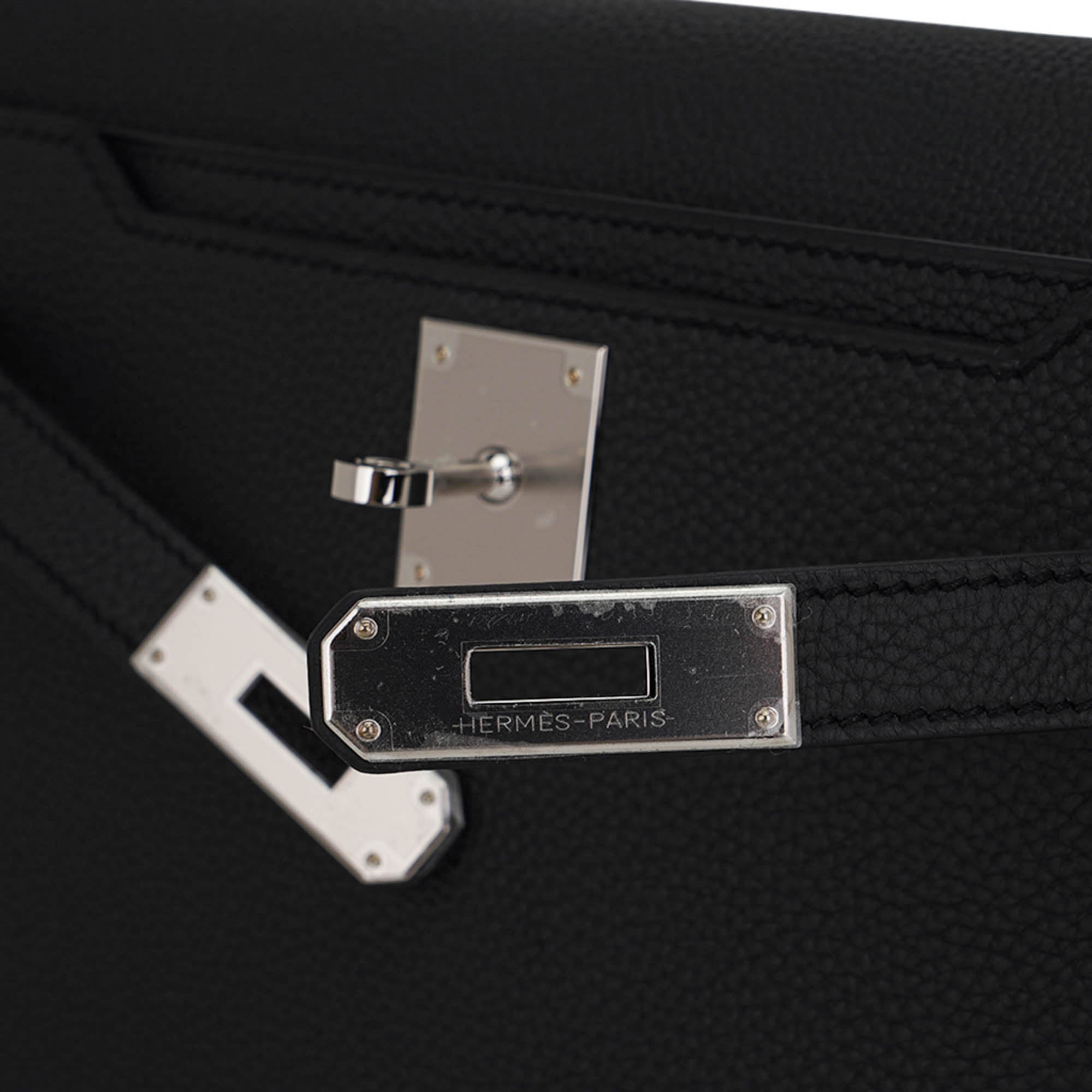 👜Kelly Depeches 25 Pouch Bag Black Galop D’Leather with Palladium Hardware
